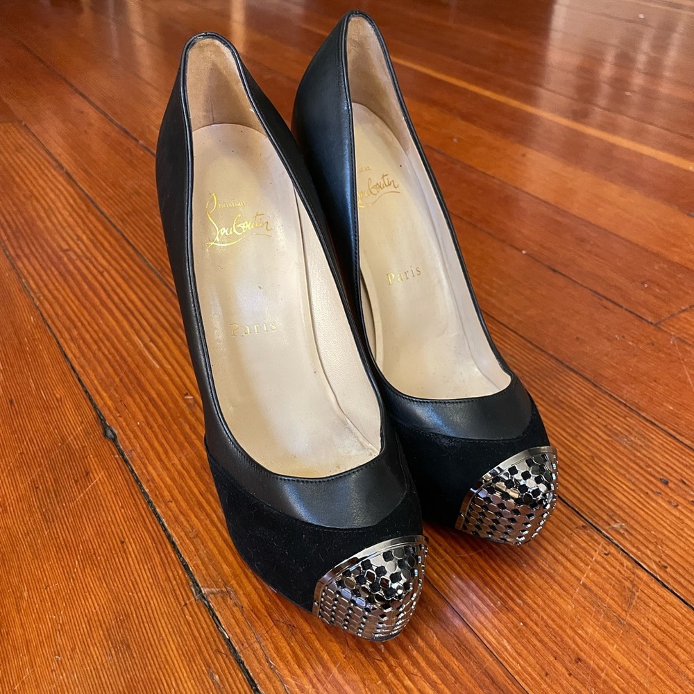 Christian Louboutin size 37.5